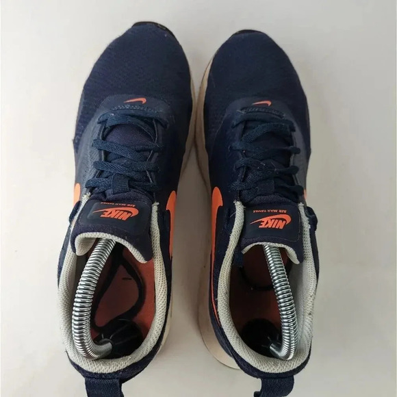 Nike Air Max Tavas Sneakers - Picture 5 of 9